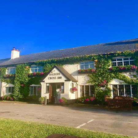 Raleghs Cross Inn Clatworthy Exteriér fotografie